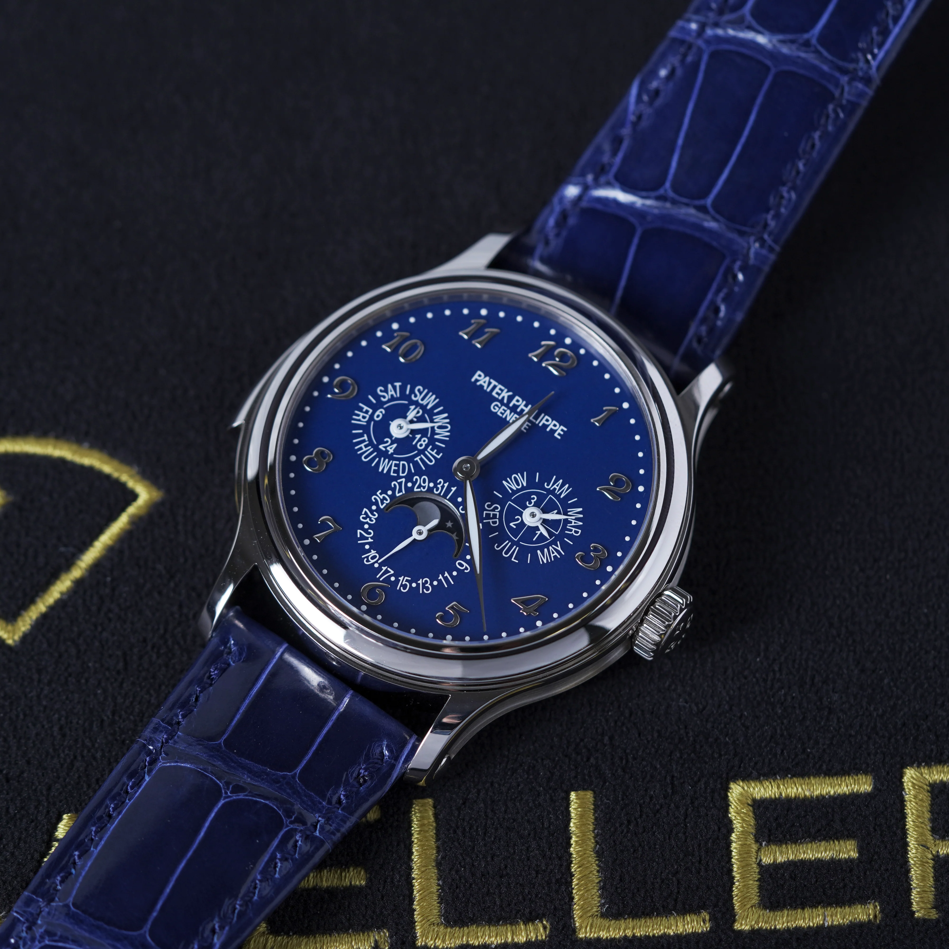 Patek Philippe Grand Complications 5374G-001 - Minute Repeater - Image 3