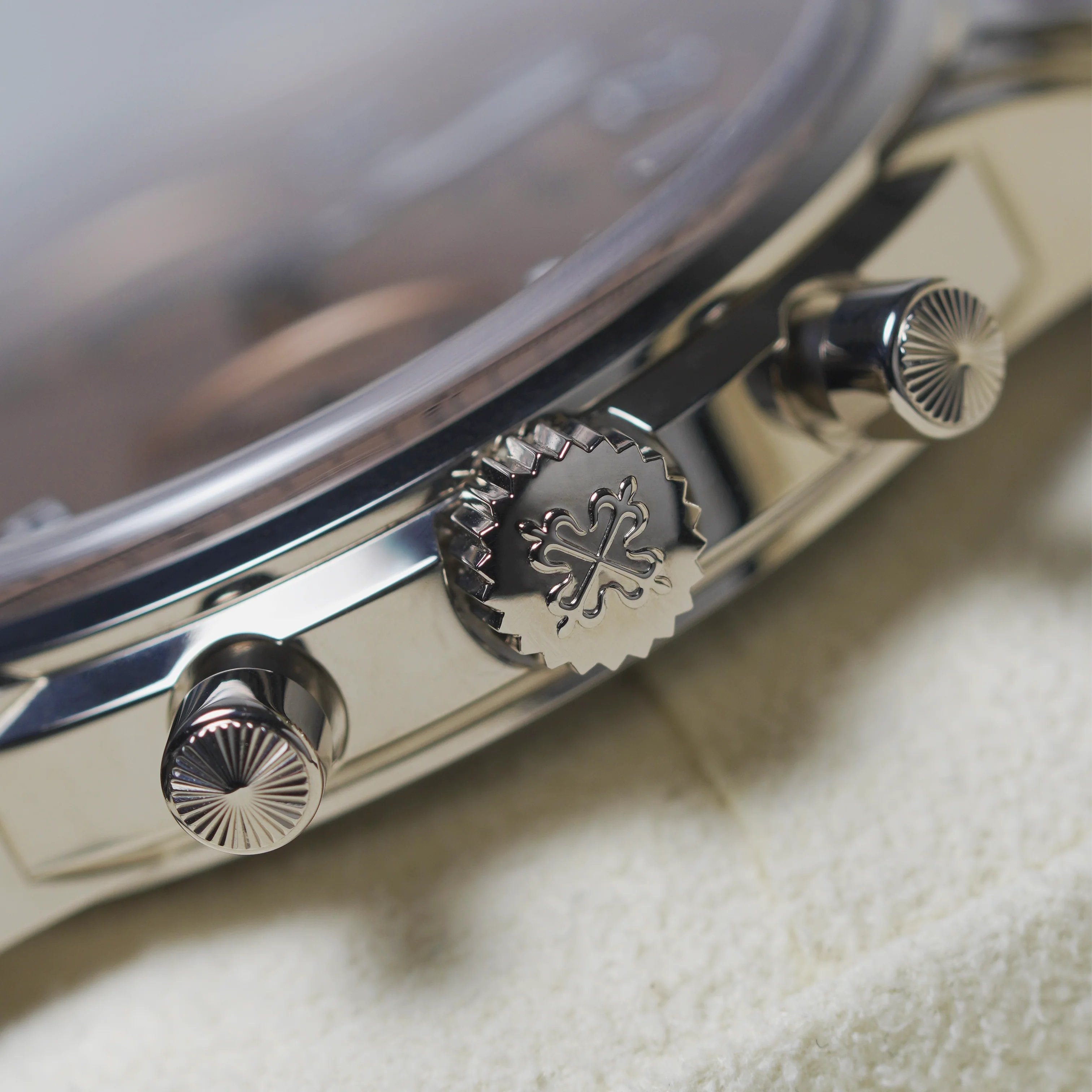 Patek Philippe Complications 5172G-010 Chronograph - Image 4