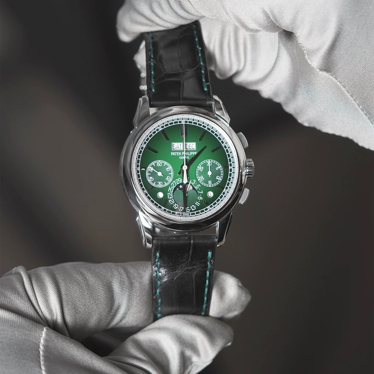 Patek Philippe Grand Complications 5270P-014 Chronograph Perpetual Calendar 'Green Dial' - Image 3