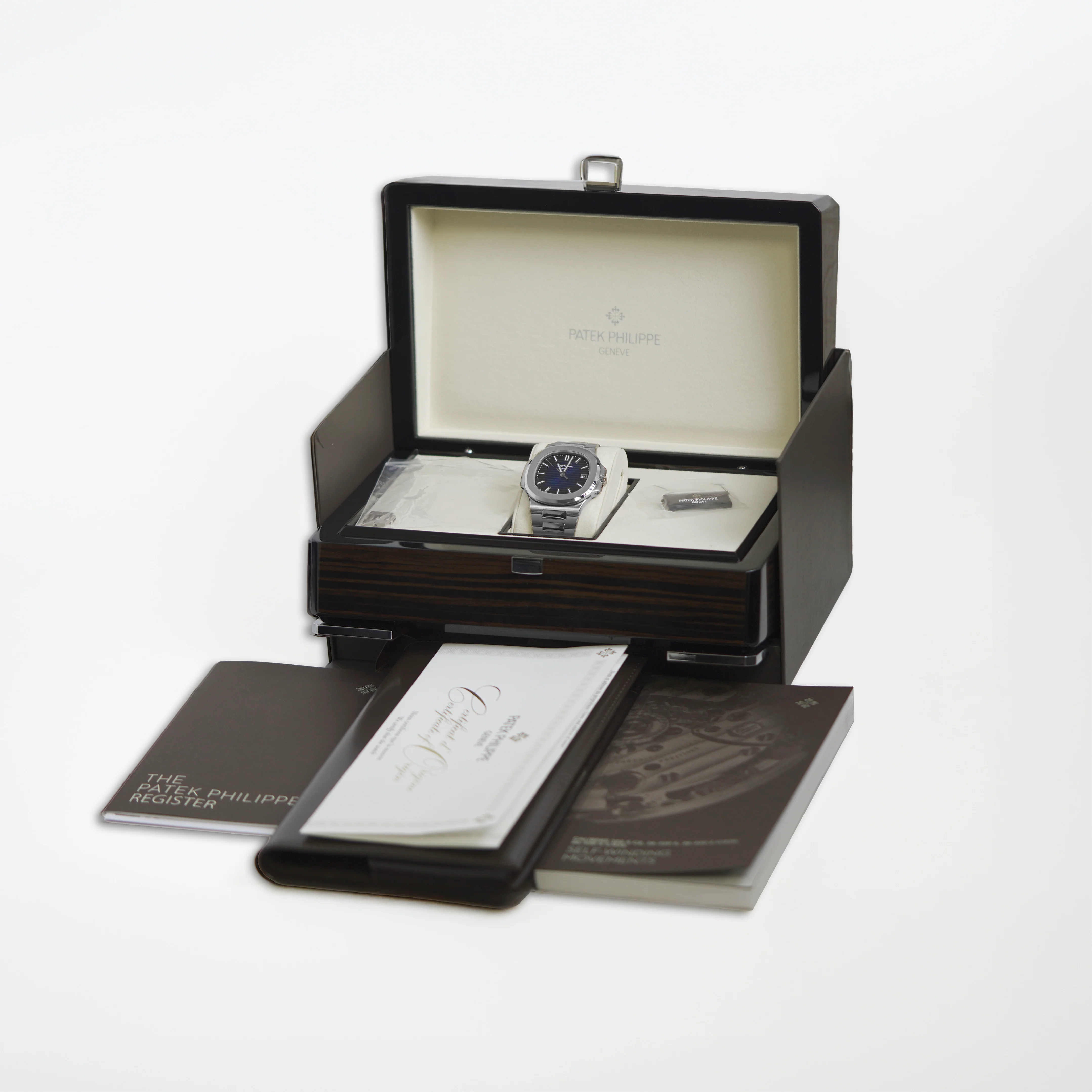 Patek Philippe Nautilus 5811/1G - Image 4