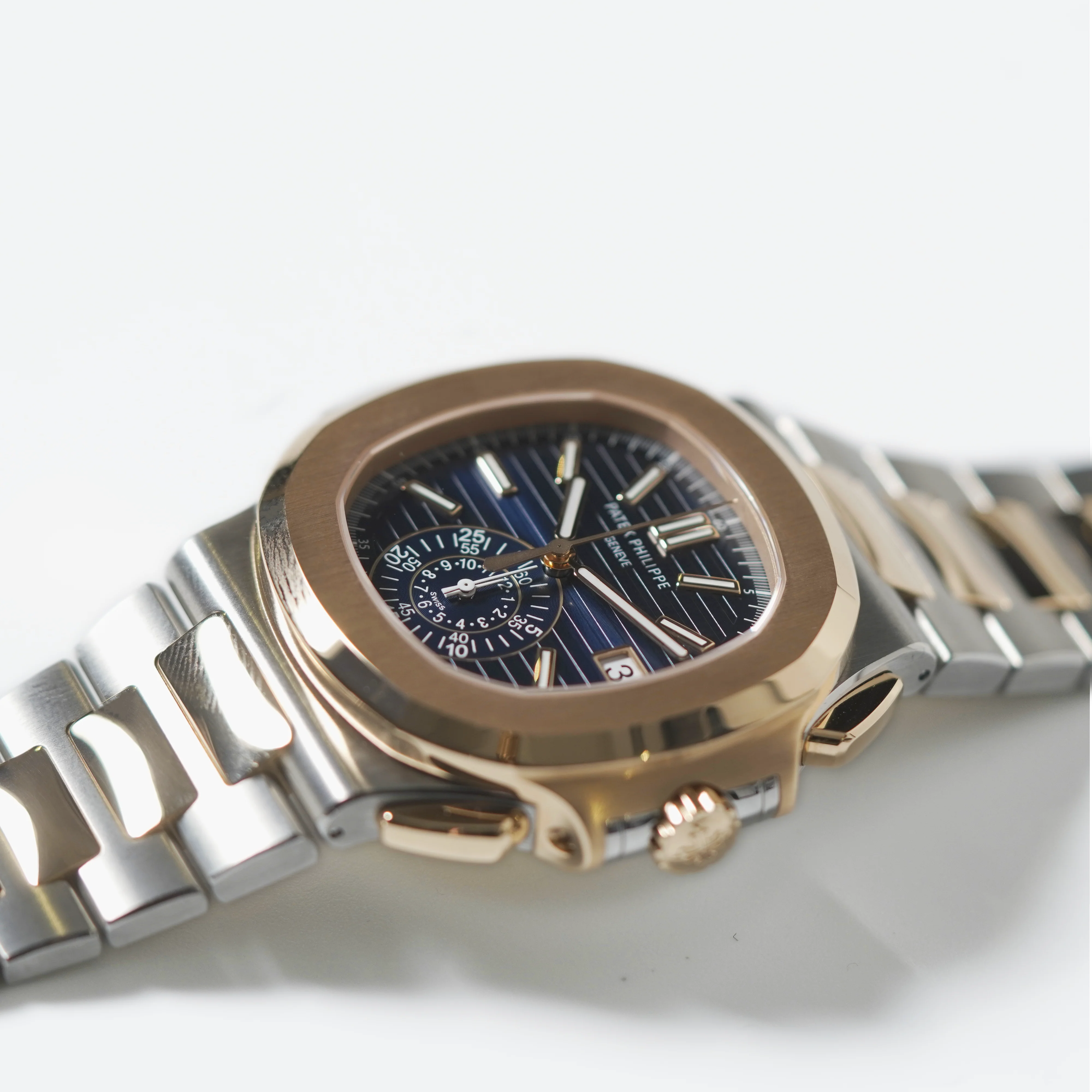 Patek Philippe Nautilus 5980/1AR-001 Chronograph - Image 3
