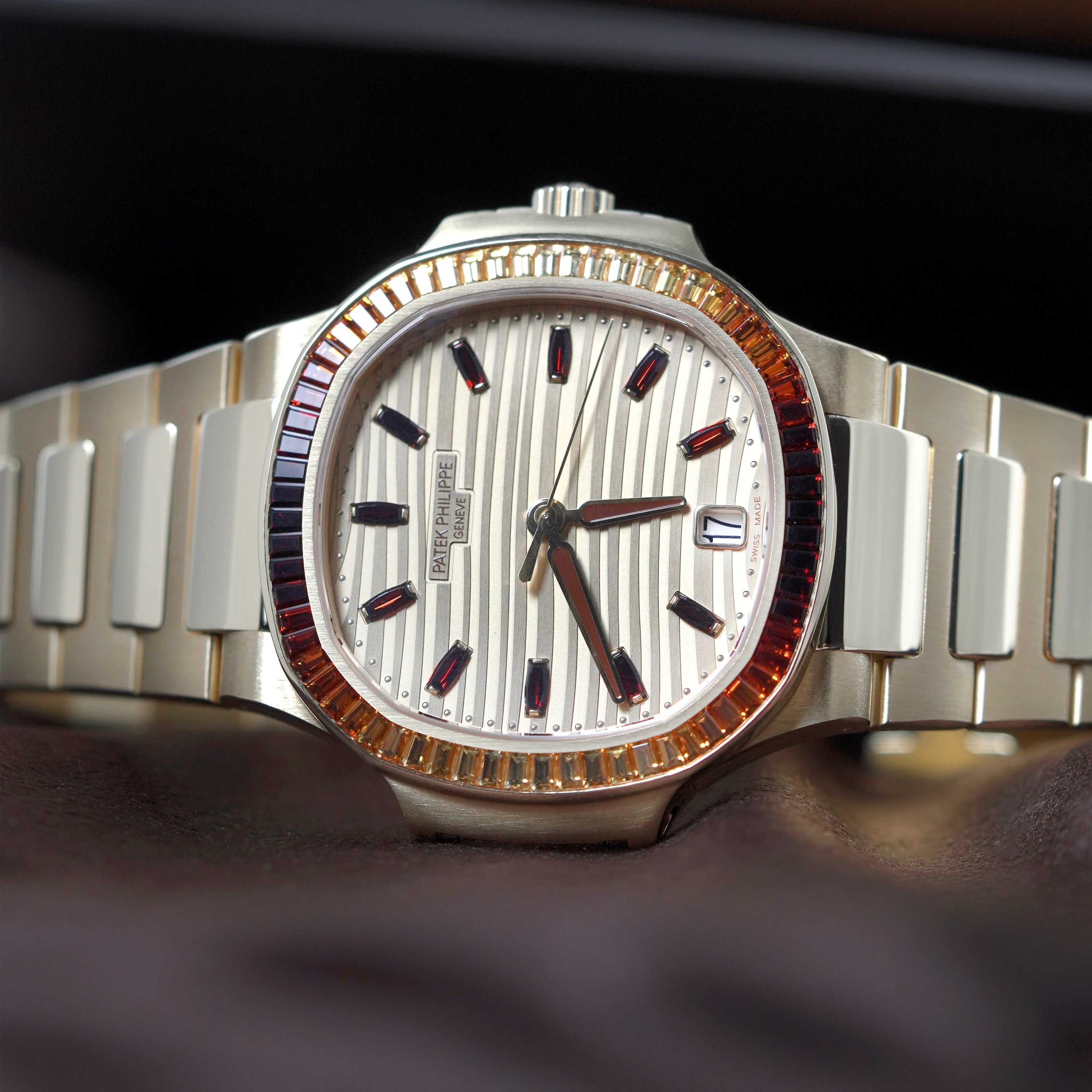 Patek Philippe Nautilus 7118/1300R-001 Gem-Set - Image 4